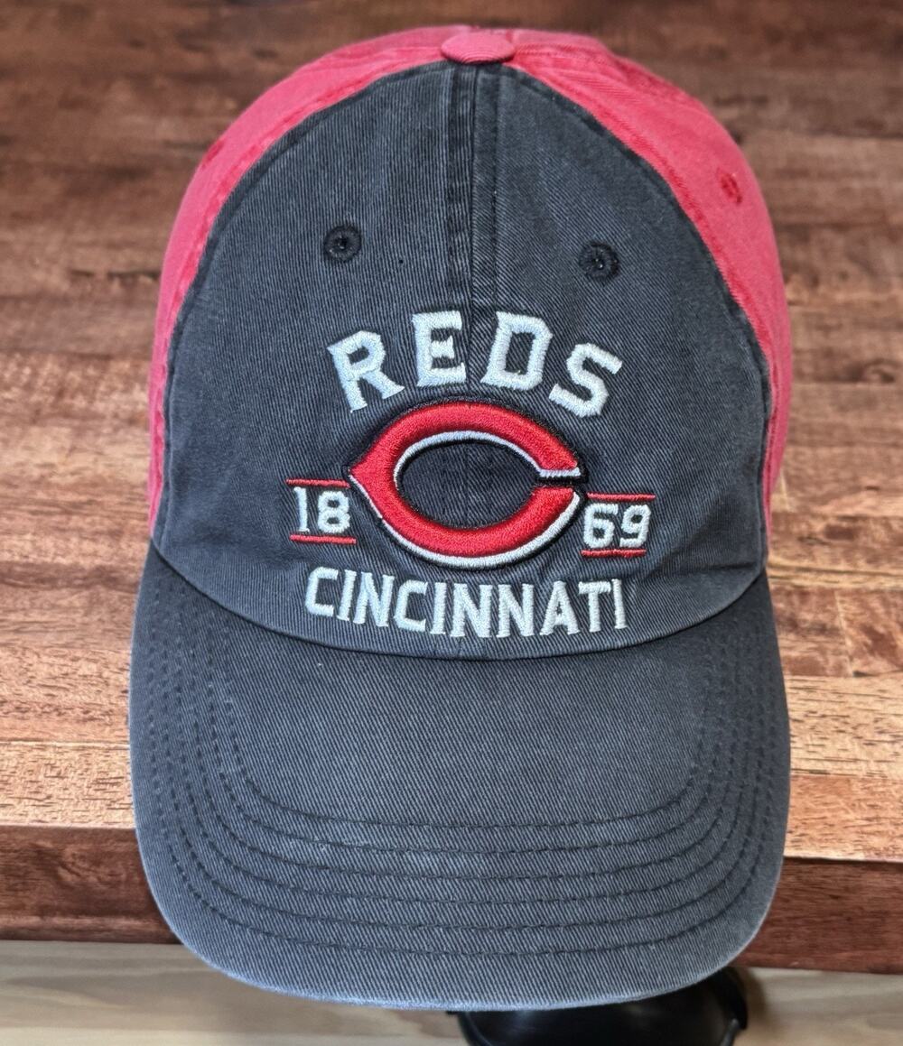 Cincinnati Reds Fan Favorite Adjustable Hat Cap Cotton MLB Baseball Red Black
